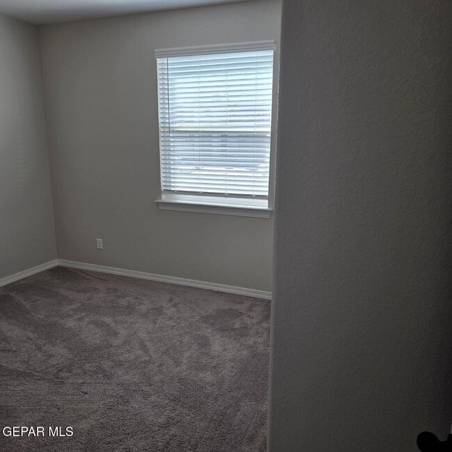 Building Photo - 1804 Ritzy Lou Pl