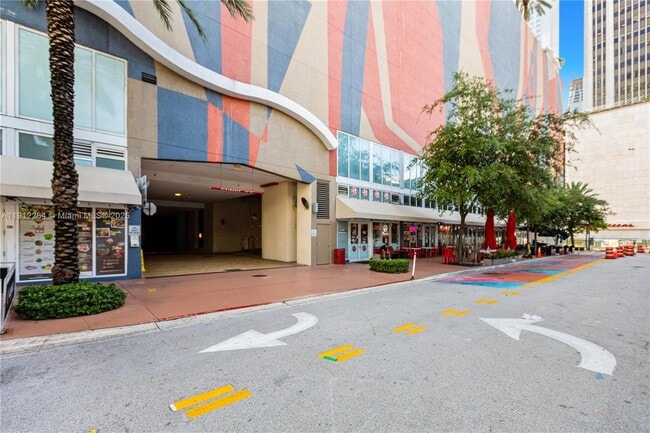 Building Photo - 50 Biscayne Blvd