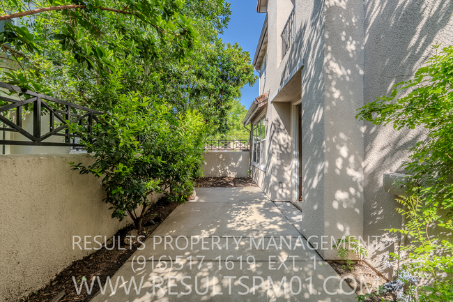 Building Photo - Spacious and Beautiful Folsom 4 Bedroom To...