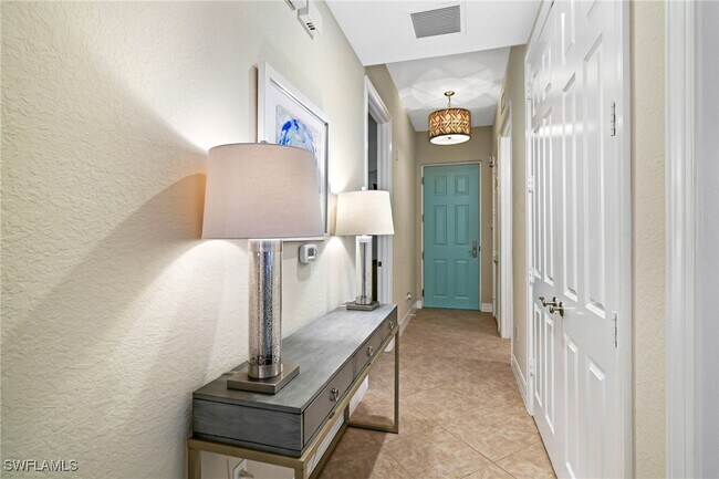 Building Photo - 10733 Mirasol Dr