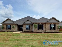 Building Photo - 26172 Woodfield Dr