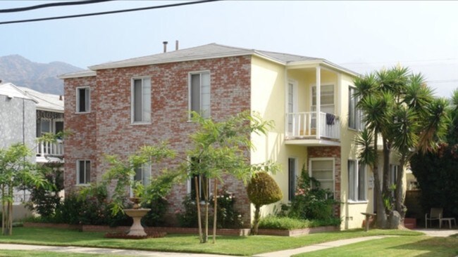 Primary Photo - 1834 Scott Rd