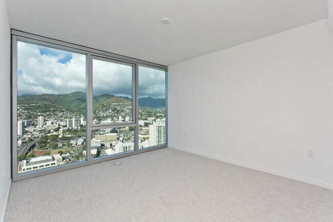 Building Photo - 1515 Liona St