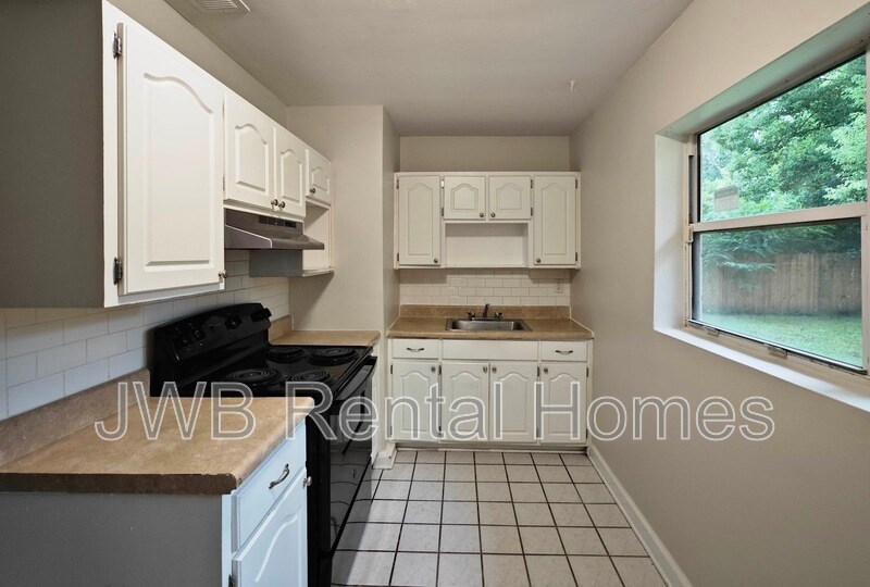 Building Photo - 1292 Peacefield Dr