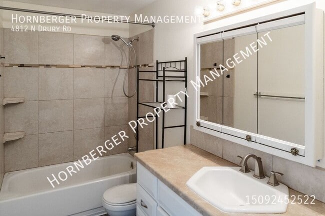 Building Photo - 4812 N Drury Rd