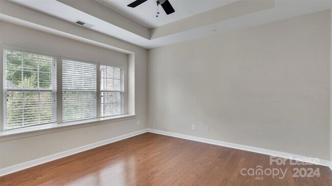 Building Photo - 11111 Ascoli Pl