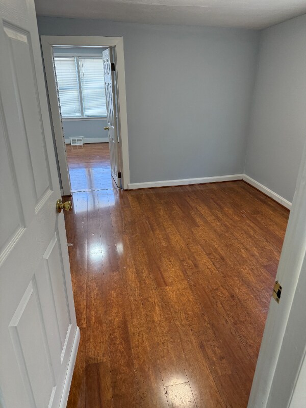 Building Photo - 506 Broad St