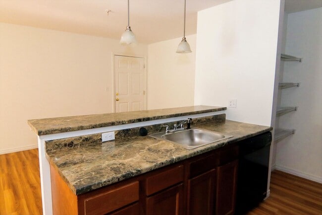 Interior Photo - Nashua Investors Limited Partnership