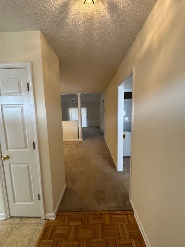 Building Photo - Holton Place - McClelland Dr.