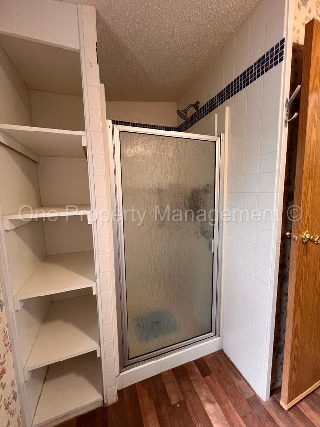 Building Photo - 24403 Gile Pl