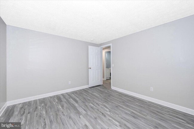 Building Photo - 12284 Bandera Ln