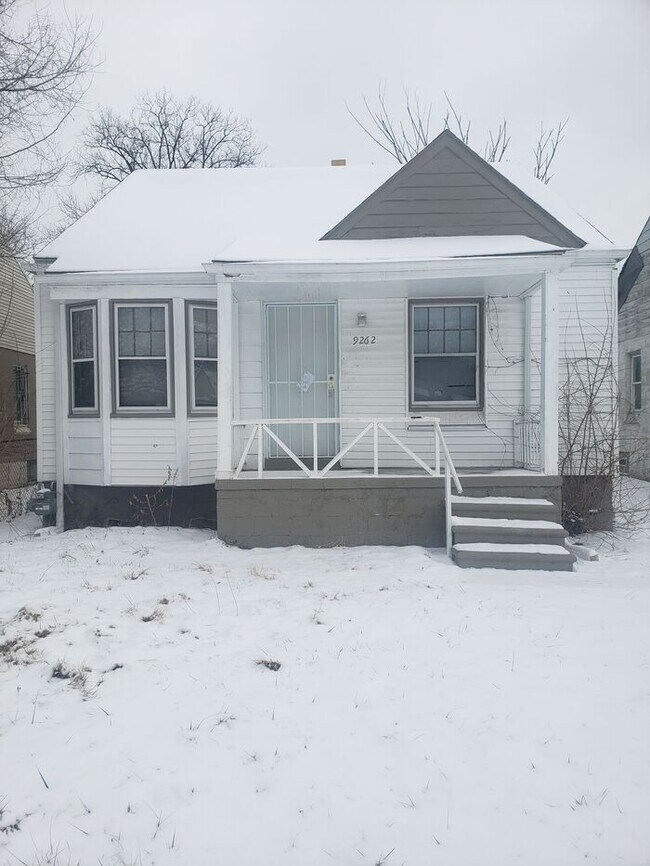 Bungalow, ready to rent! 9262 Coyle St Detroit MI 48228 Apartment