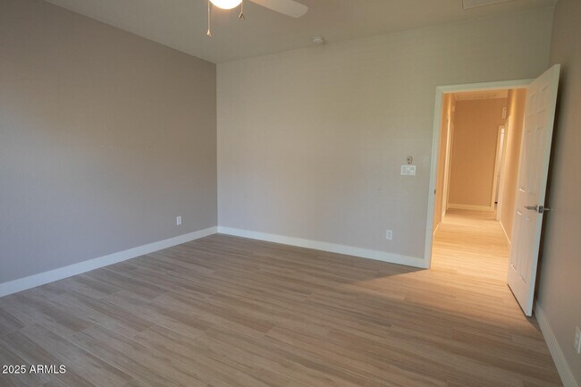 Building Photo - 1726 W Desperado Way
