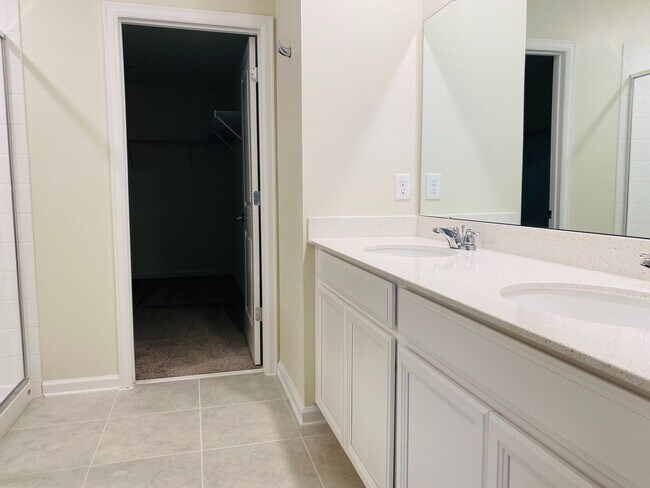 Building Photo - Awesome House at Sawgrass Bay for Rent