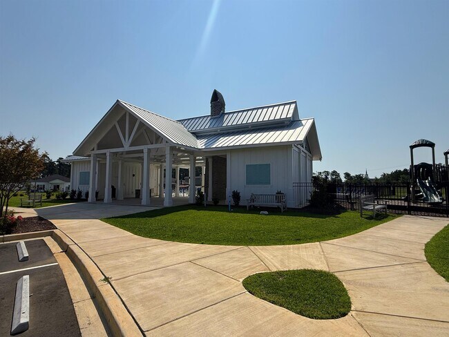 Building Photo - 413 Sea Breeze Wy
