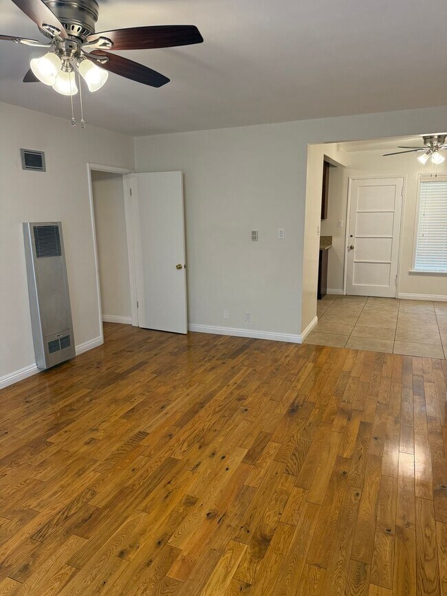 Interior Photo - 180 S. Mountain View Ave.