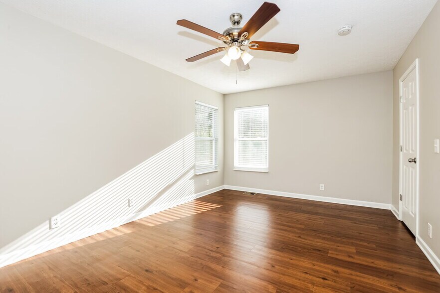 Building Photo - 2860 Paddle Wheel Dr