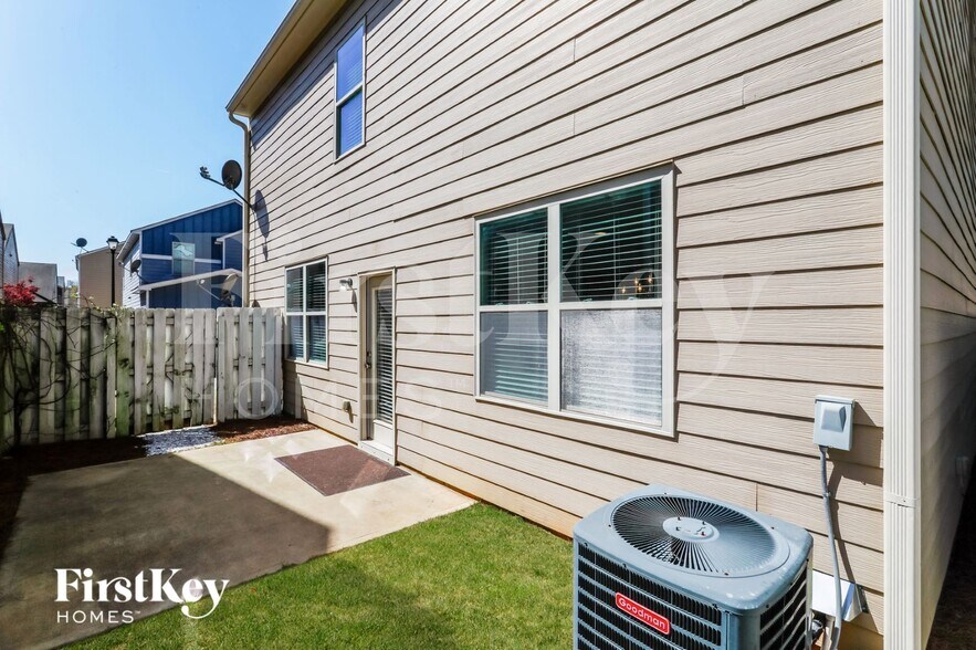 Building Photo - 3832 Humber Ct