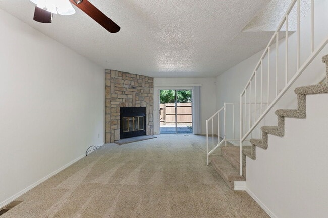 Building Photo - 4144 Charleston Dr