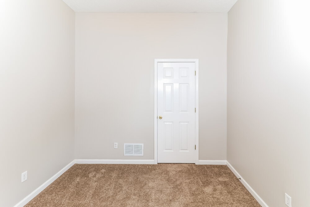 Building Photo - 9150 Tahoe Dr