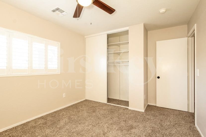 Building Photo - 2127 S Luther