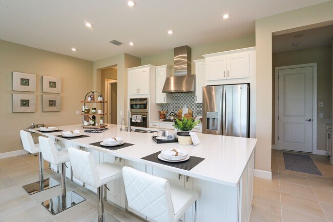 Building Photo - BRAND NEW** STUNNING POOL HOME**PROFESSIONALLY DECORATED**3 BEDS + DEN/ 3 FULL BATHS***ESPLANADE ...