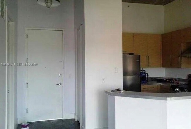 Building Photo - 1791 NE Miami Gardens Dr