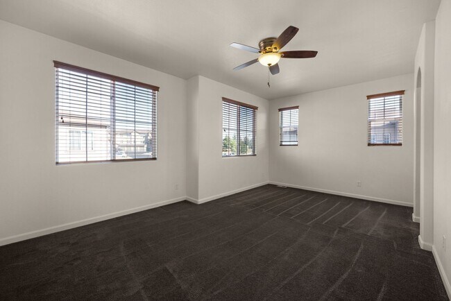 Building Photo - 4723 Mossy Rock Grove