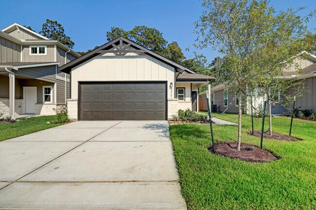 Primary Photo - 24721 Cherry Log Ln