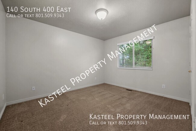 Building Photo - 140 S 400 E