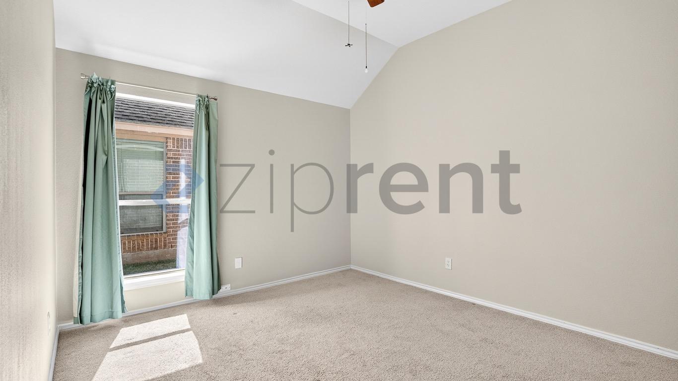 Building Photo - 2607 Diamond River Dr