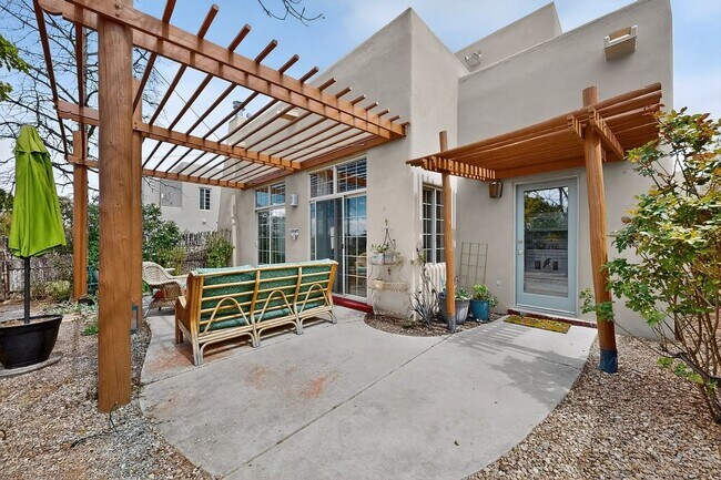 Building Photo - 4120 Whispering Wing Rd