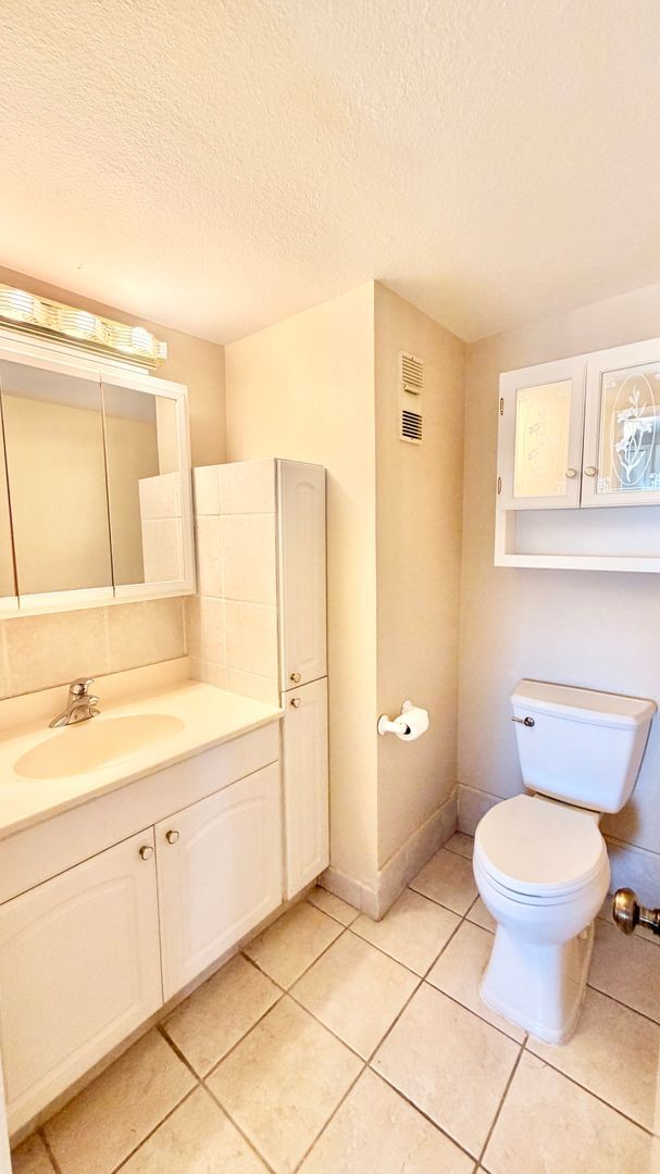 Building Photo - Sweet Two-Story Home with Amazing Views in Bonsall, Overlooking the San Luis Rey Downs Preserve!