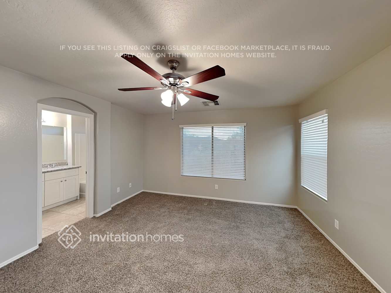 Building Photo - 27424 N 63rd Dr
