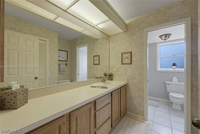 Building Photo - 407 SW 37th St