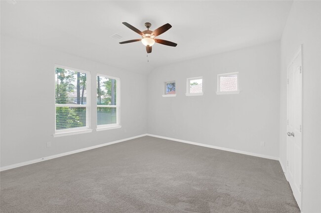 Building Photo - 175 Gray Pne Grv