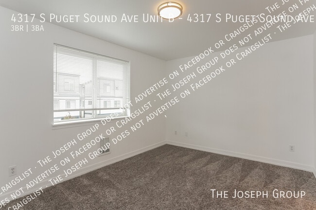 Building Photo - 4317 S Puget Sound Ave