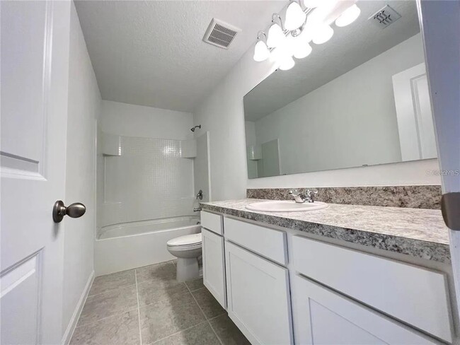 Building Photo - 2217 Crossbow St