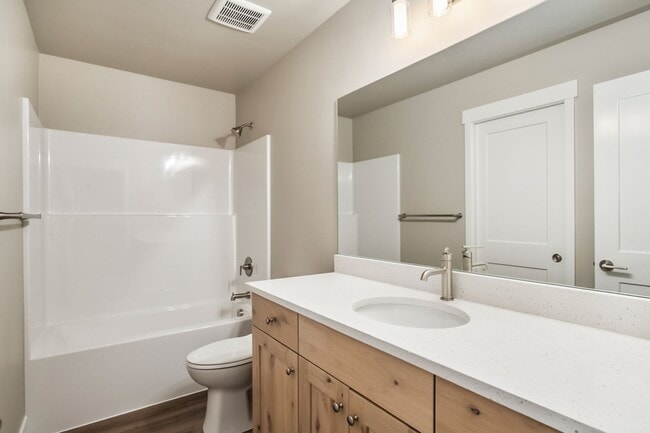 Building Photo - Brand New 3 Bed Townhome - Half Month Rent Credit!
