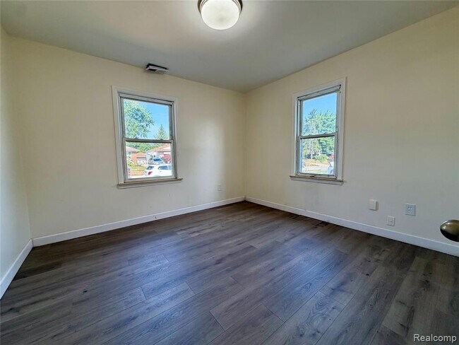 Building Photo - 8044 Fremont St
