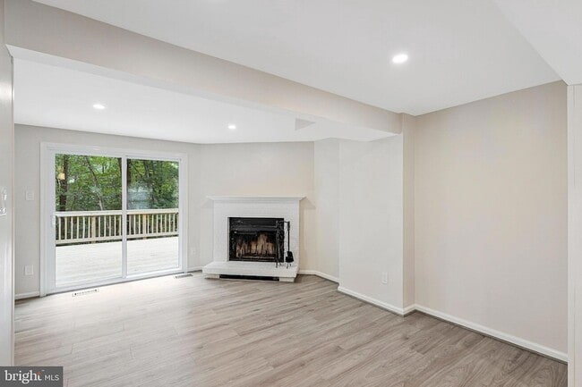 Building Photo - 1594 Poplar Grove Dr