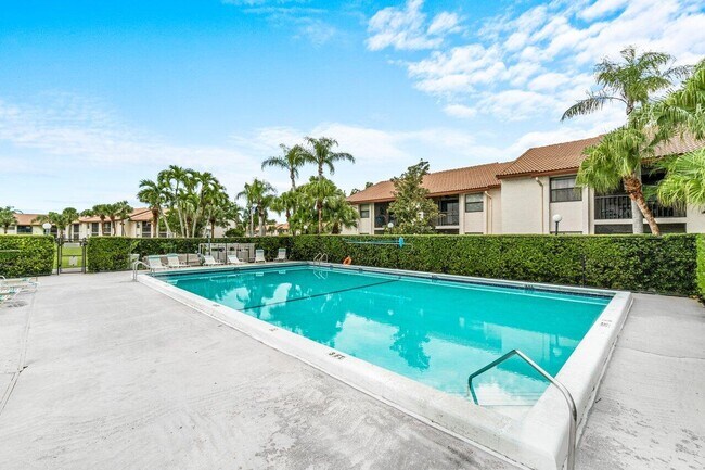 Building Photo - 22148 Palms Way