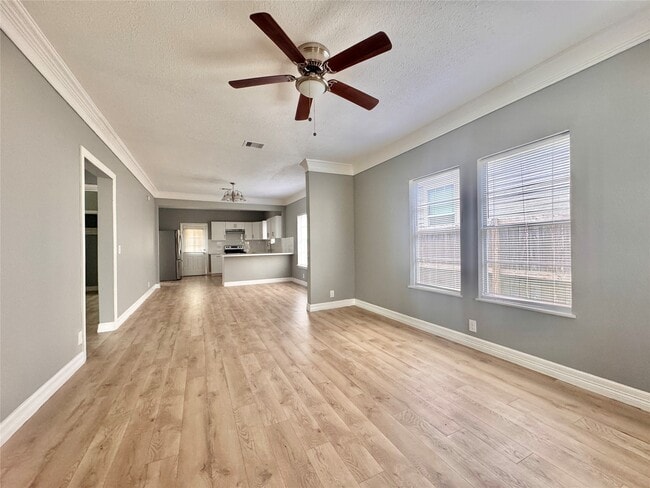 Building Photo - 4106 Robertson St