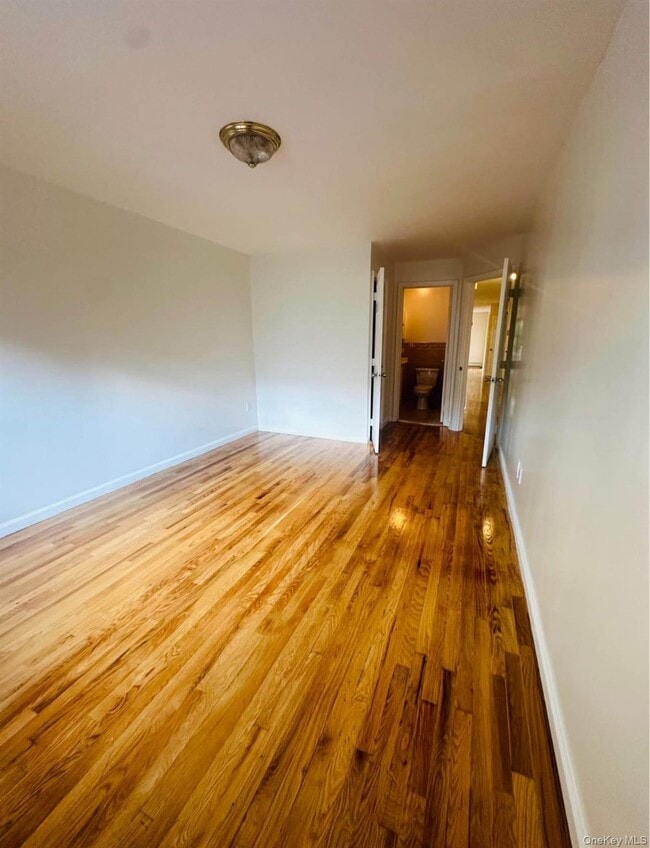 Building Photo - 1079 Willoughby Ave