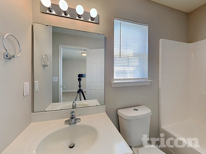 Building Photo - 1152 Rabon Pond Dr