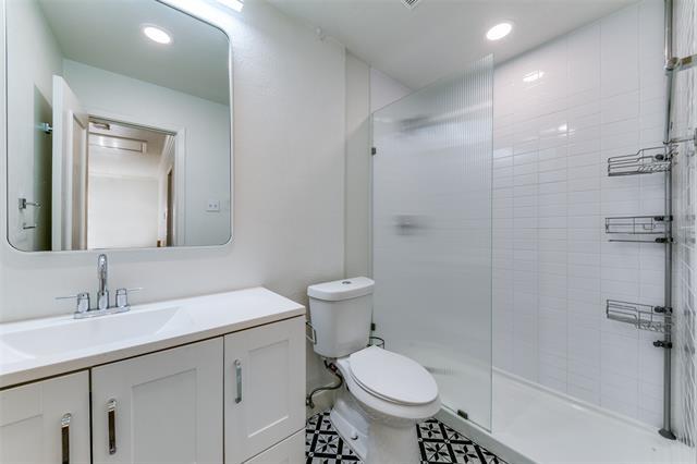 Building Photo - 7510 Riverbrook Dr