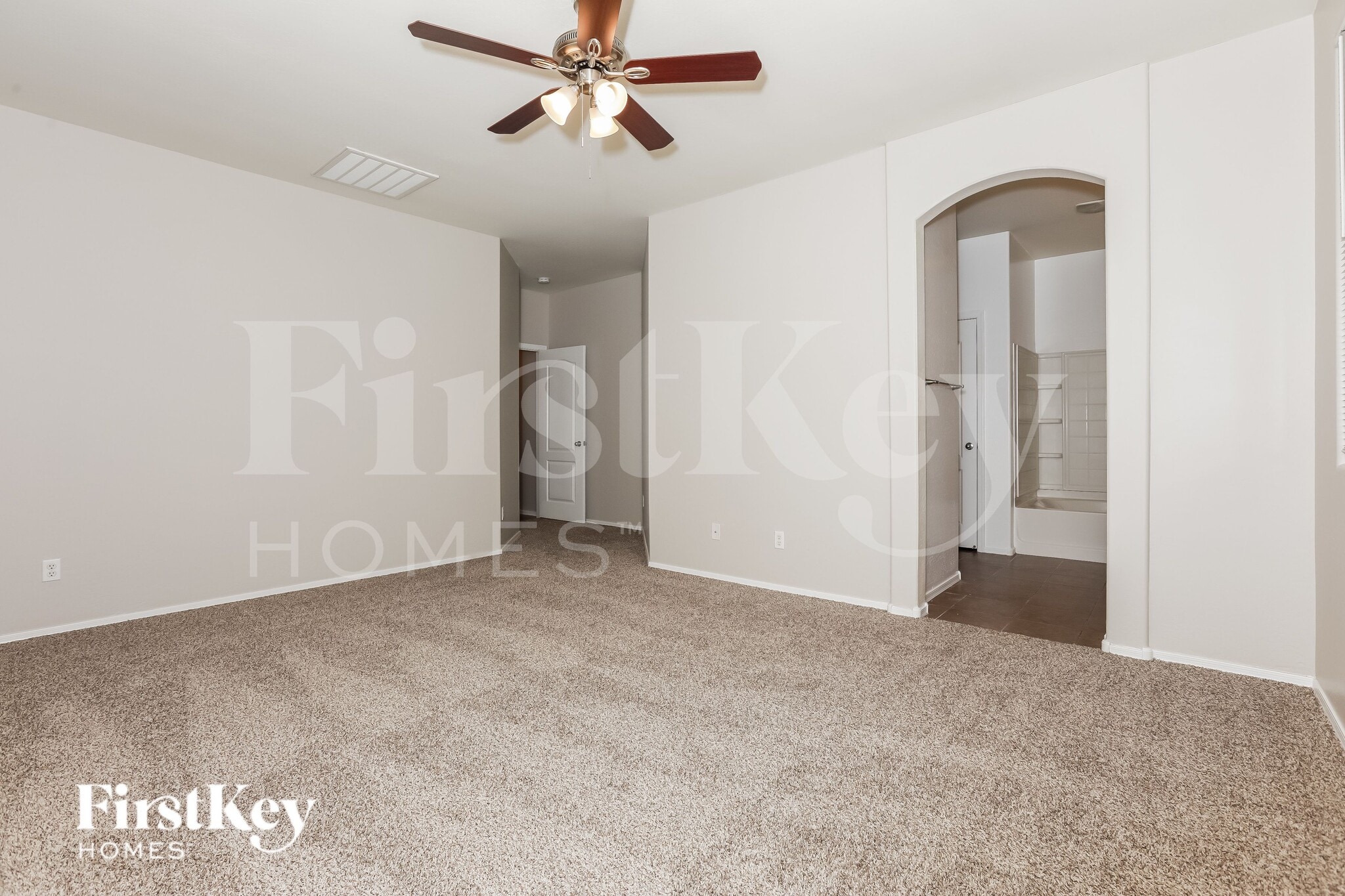 Building Photo - 4954 E Odessa Dr