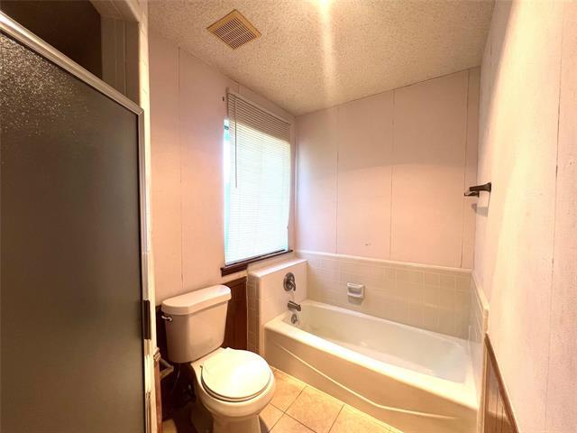 Building Photo - 1501 Willow Crest Dr