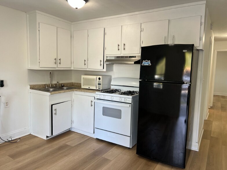 Building Photo - 1517 Tinkertown Ave