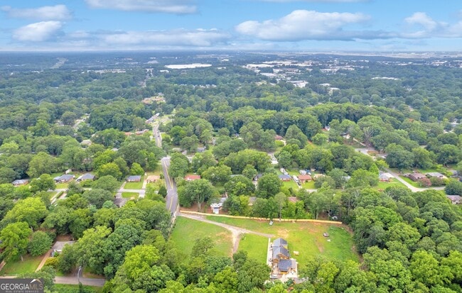 Building Photo - 5506 Alder Dr